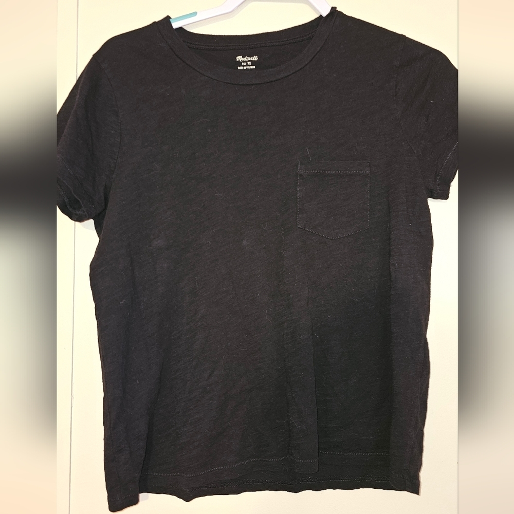 Plain Black Tshirt